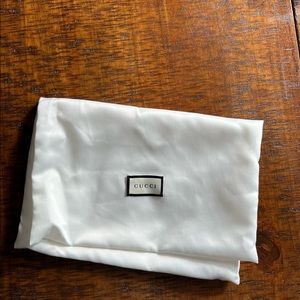 Small Gucci pouch